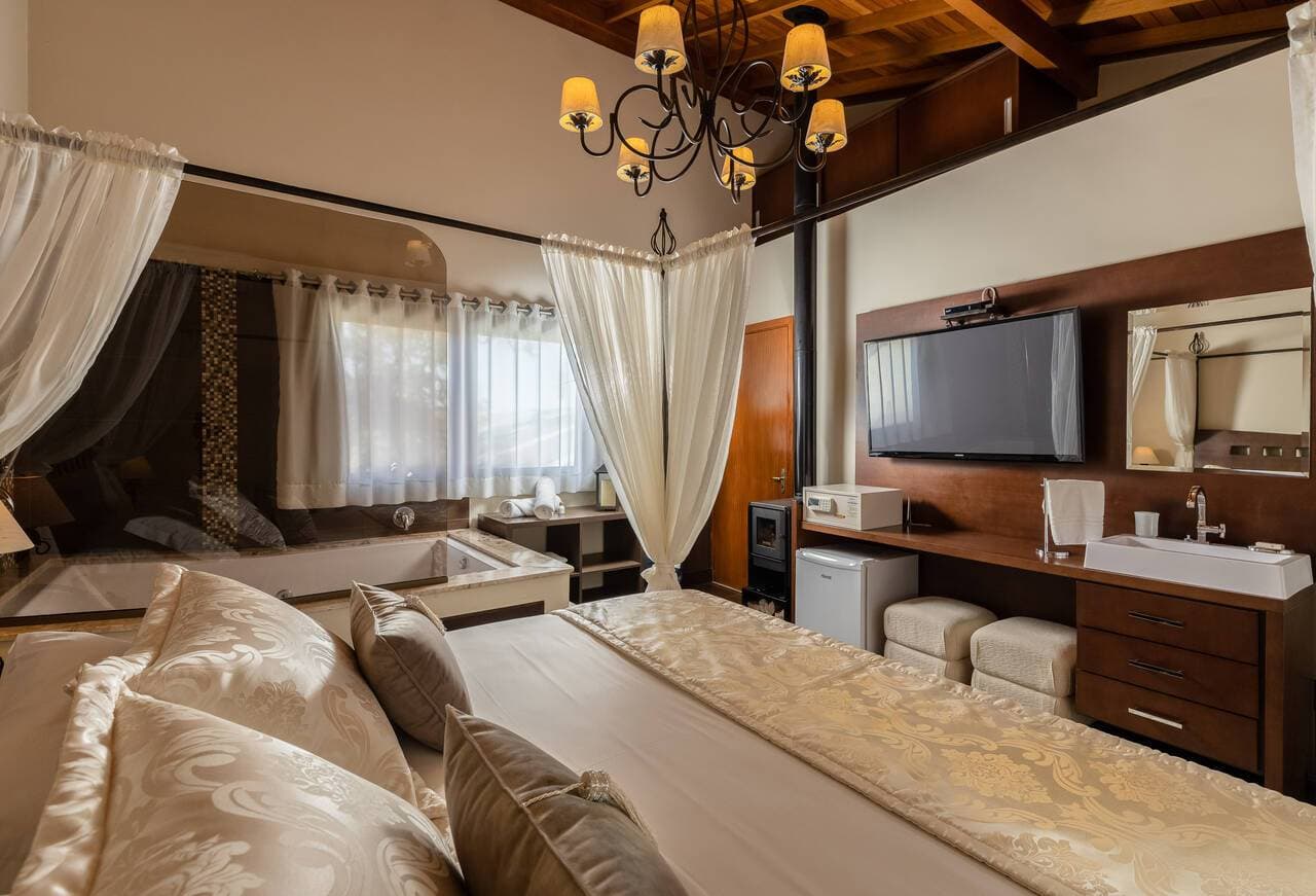 Suíte King com Hidro — miniatura 3