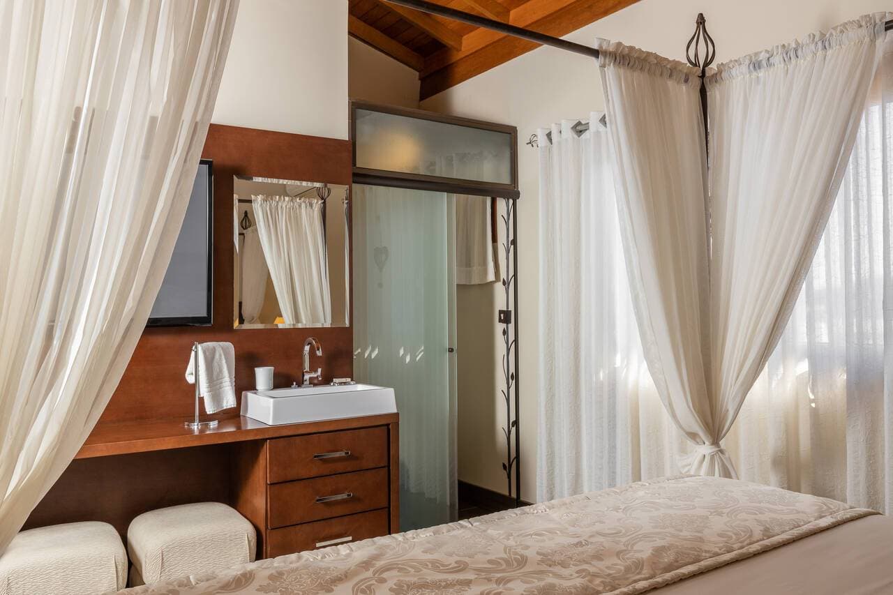 Suíte King com Hidro — miniatura 4