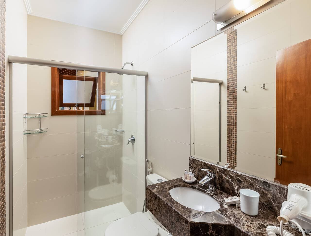 Suíte King com Hidro — miniatura 8